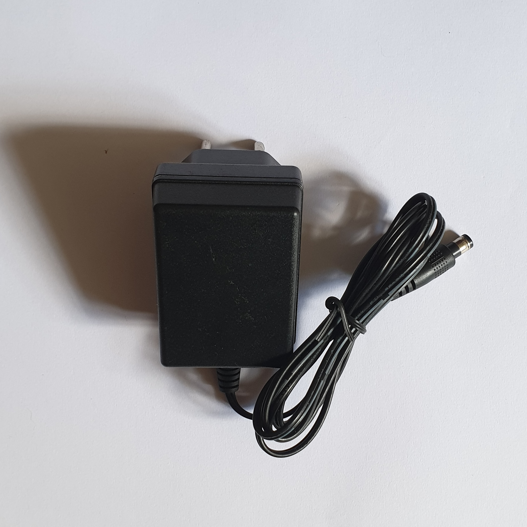 Nguồn adaptor bộ chuyển điện 100-240V ra 12V 1.5A theo máy chất lượng cao
