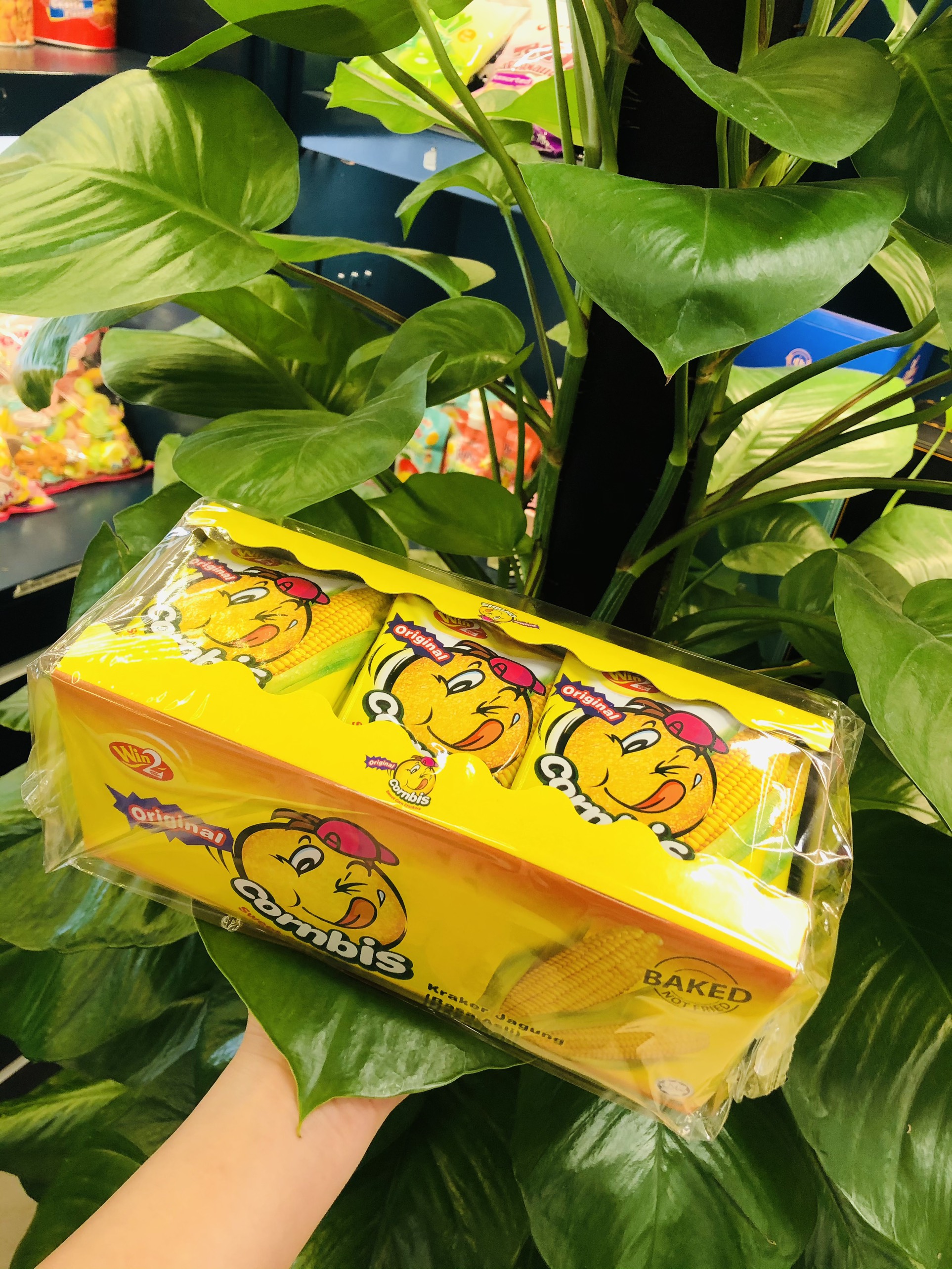 Bánh Bắp Cornbis Cracker Win2 Hộp 540 G - 30 cái