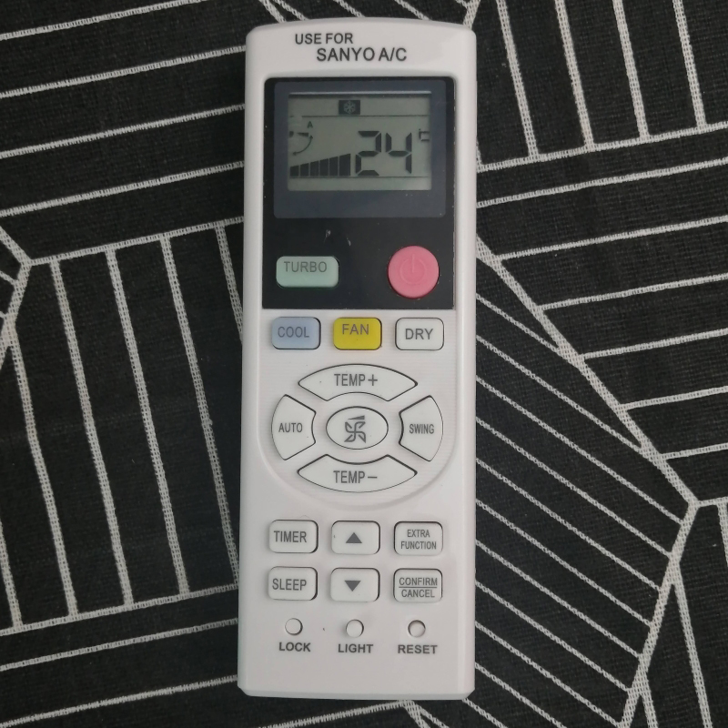 Điều Khiển điều hòa SANYO nút hồng