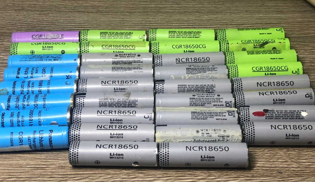 Combo 6-10 cell Pin cell 18650 laptap 1000-1500 mah.