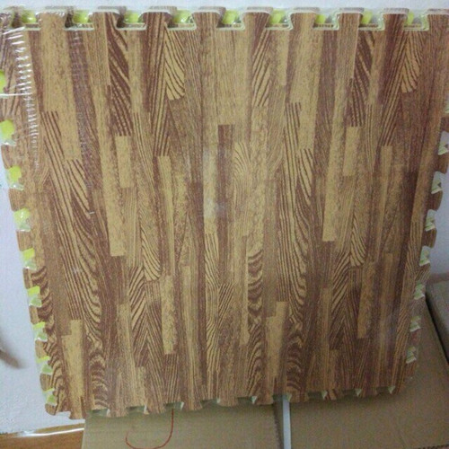 BỘ 6 TẤM THẢM XỐP VÂN GỖ KT 60X60CM