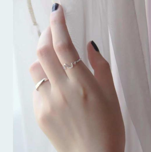 Nhẫn nhịp tim bạc free size
