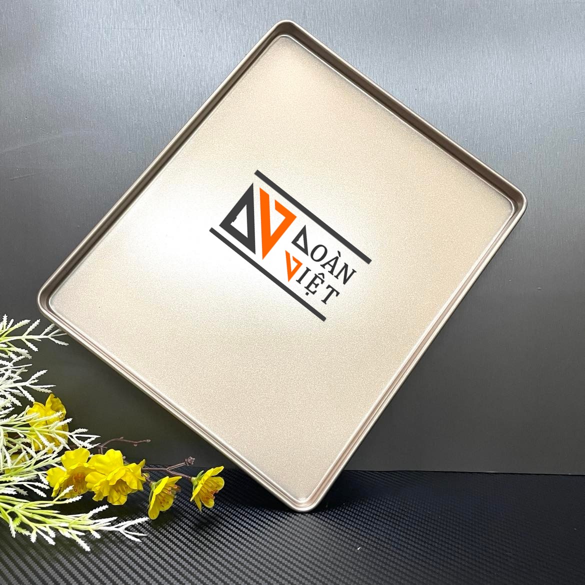 Khay NƯỚNG BÁNH bông lan cuộn, cookies, bánh mì, NƯỚNG BÁNH CÁCH THUỶ  - THÉP CARBON NGUYÊN KHỐI CHỐNG DÍNH, màu VÀNG sang trọng - Nhiều size