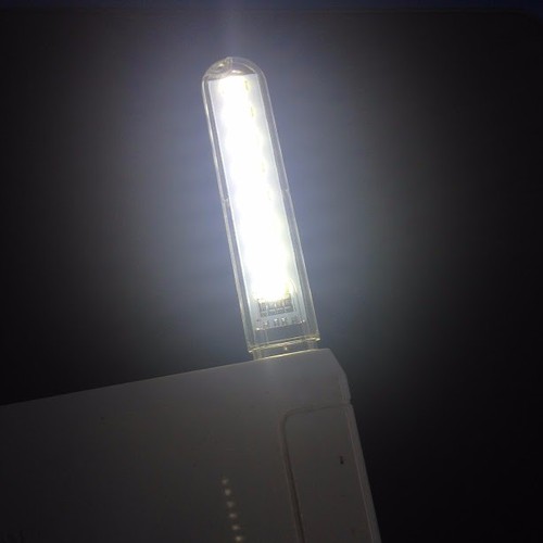 Đèn led USB 8 đèn siêu sáng