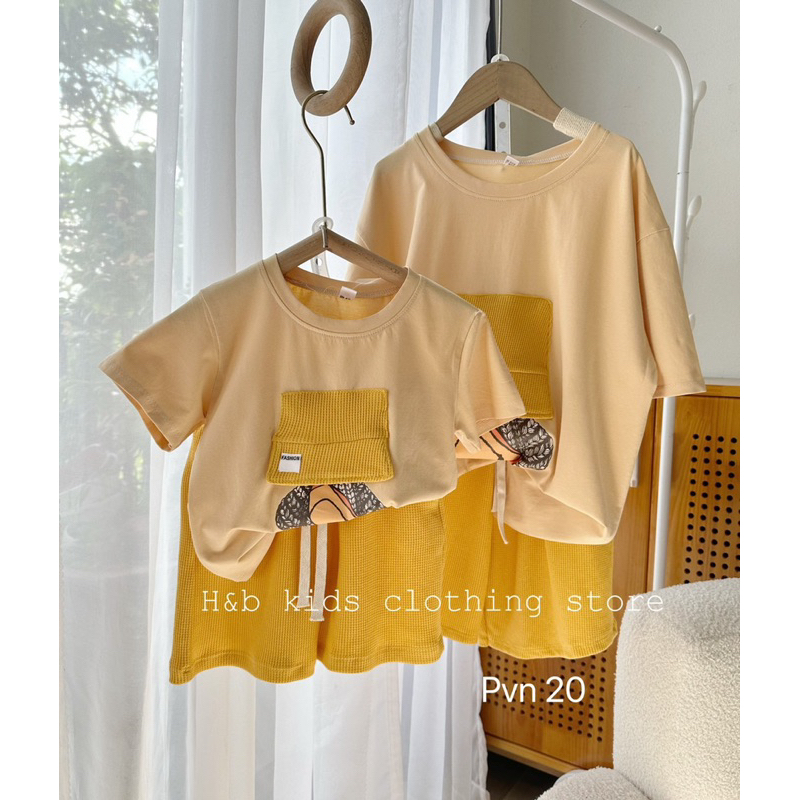 Set cặp mẹ - bé và cả bố