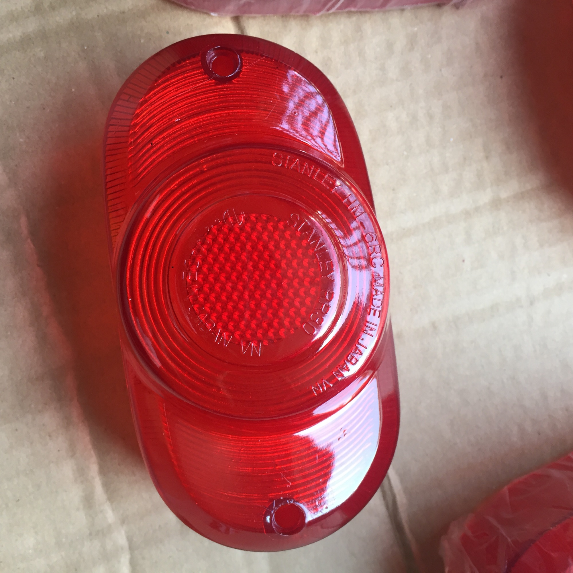 Nắp chụp hậu xe honda 67, Cub 78