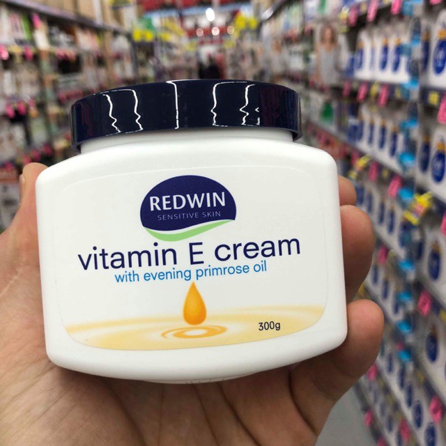 Kem Dưỡng Da Mềm Mịn Redwin Vitamin E Cream 300g