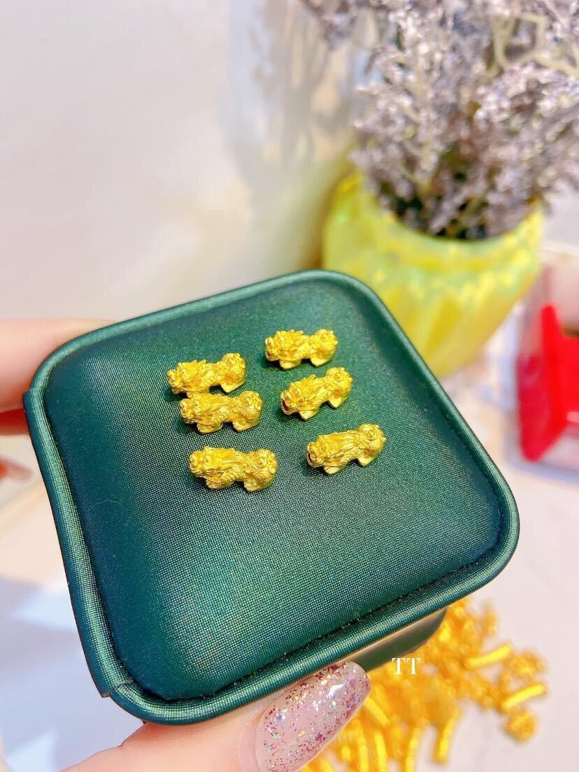 Charm tì hưu vàng 24k 6li, charm mix vòng vàng 9999 đủ hoá đơn thẻ bảo hành