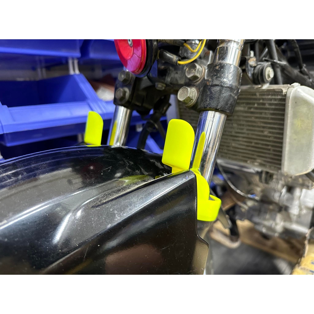 Chụp bảo vệ ty phuộc trước Cardinals Racing cho Exciter / Winner