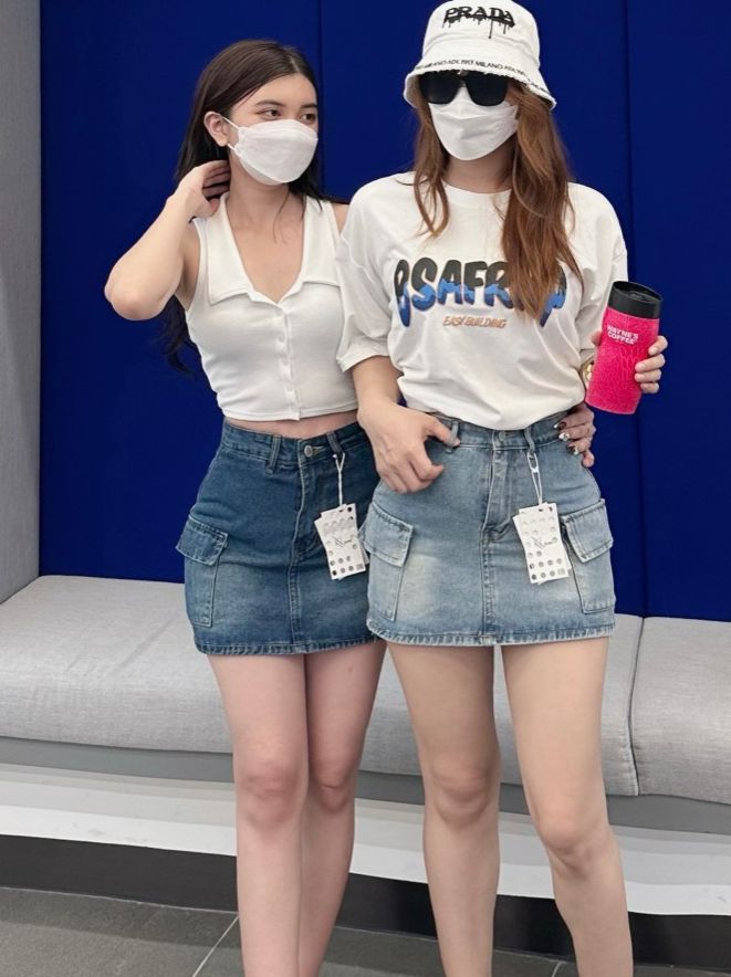 Chân váy jean ngắn dáng chữ a lai tua rua siêu hot, chân váy có hai túi hộp hai bên l92389284