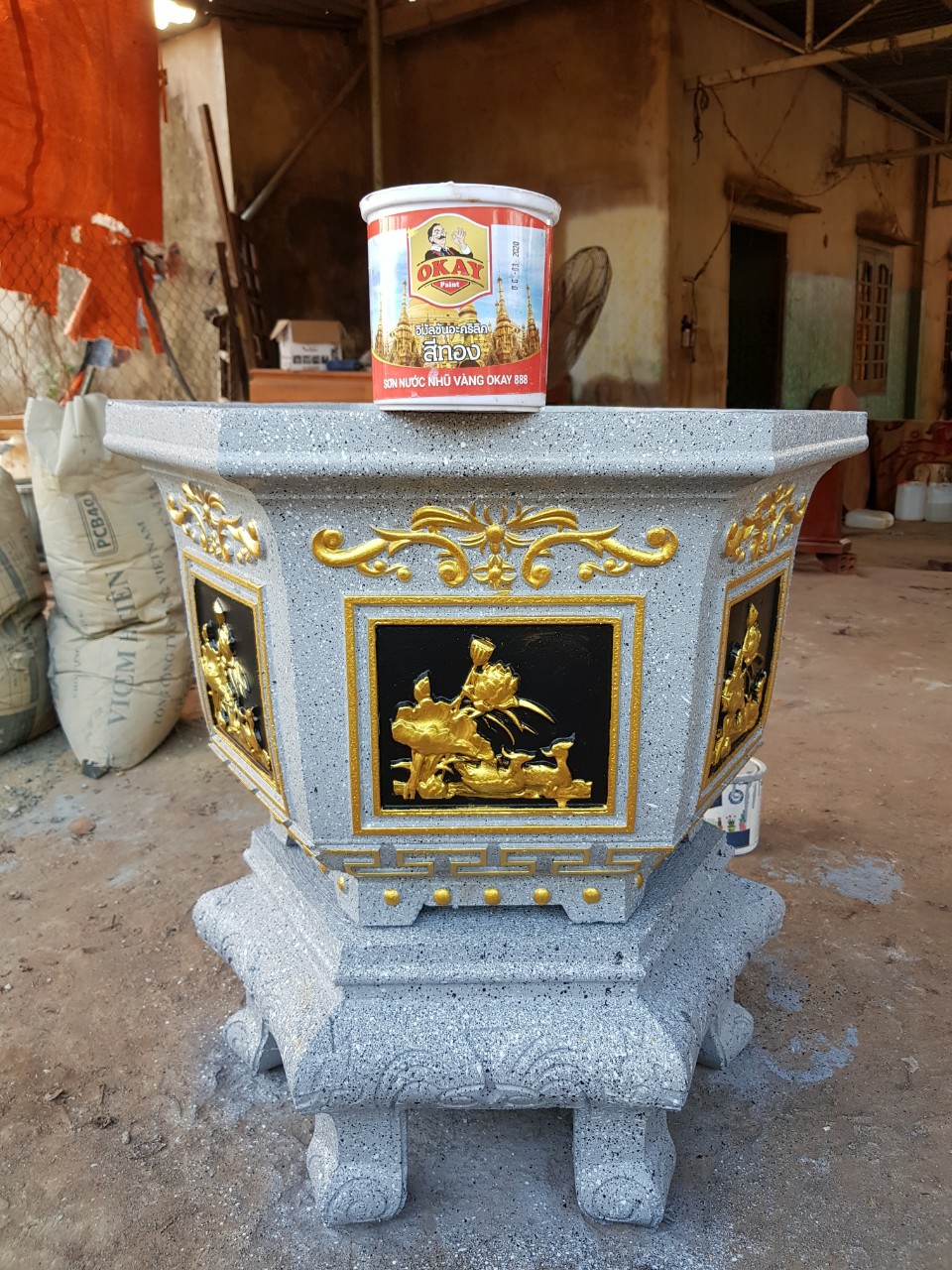 Sơn nước nhũ vàng Yes Paint Lon 200g