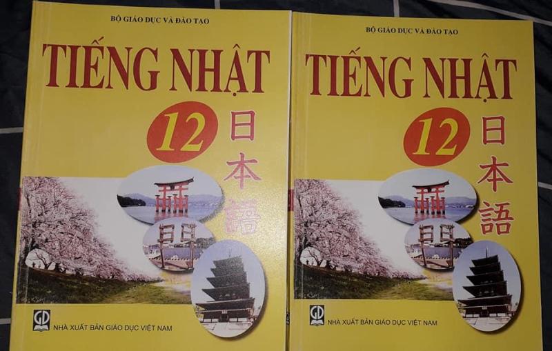 Mua Sách giáo khoa tiếng Nhật lớp 12 ( photo, tặng 1 ebook PPCT)