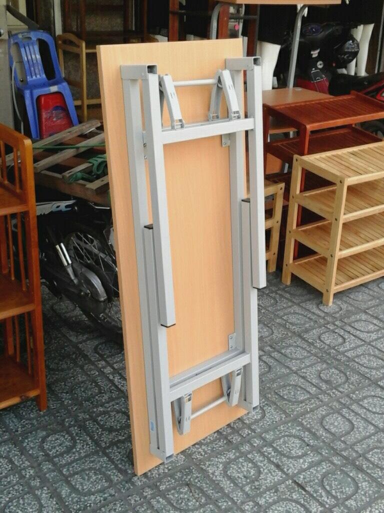 bàn làm việc chân sắt gấp gọn
