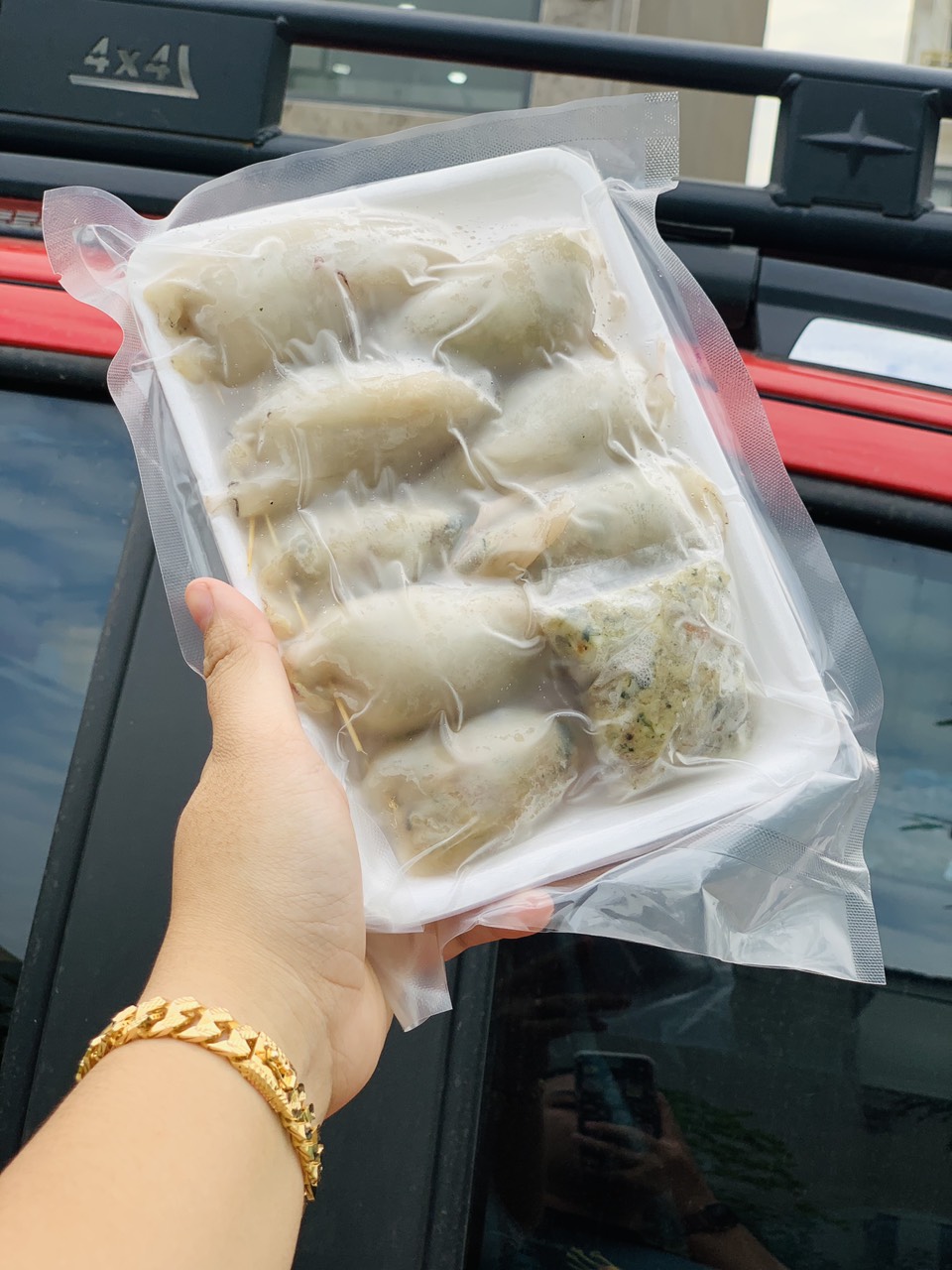 [GIAO NHANH 2H HCM] Giá Sỉ 1 VỈ Mực ống nhồi thịt ( khay )