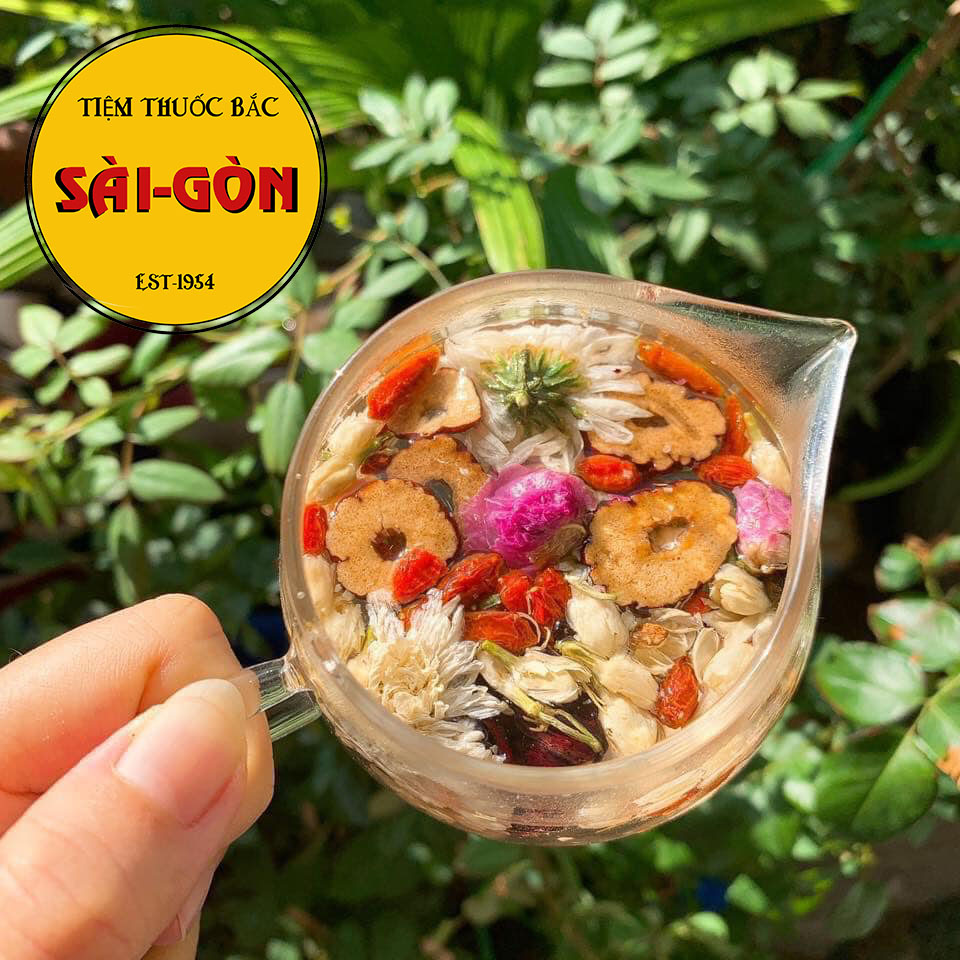 [HCM]Trà Dưỡng Nhan 5 Vị (Gồm: 25g Hoa Cúc 35g Nụ Hoa Hồng 50g Long Nhãn 50g Kỷ Tử 70g Táo Đỏ)