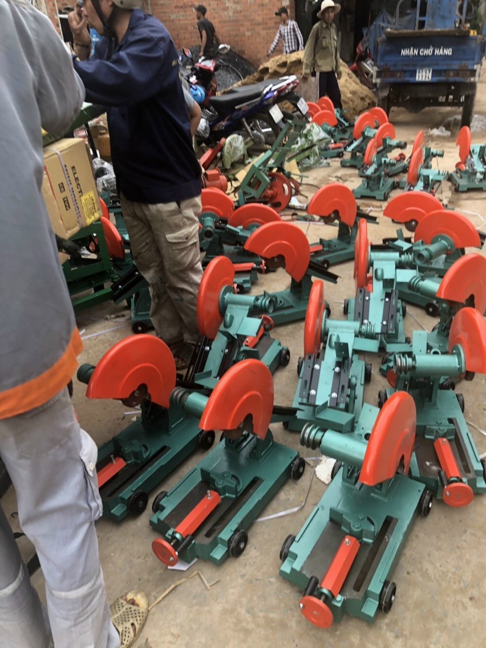 Khung cắt sắt 350mm ( chưa có motor)