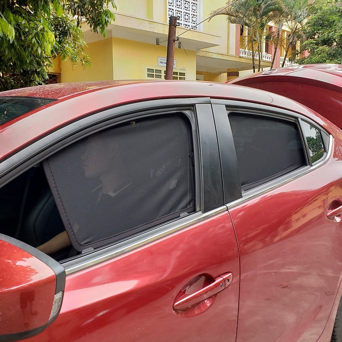 Che nắng nam châm xe Mazda 3 2015-2016-2017-2018-2019, tấm che nắng, bộ 4 rèm che nắng kính sườn dành cho xe Mazda 3, loại 1 dày dặn, nam châm cực hút, thiết kế chuẩn form xe, chắn nắng hiệu quả