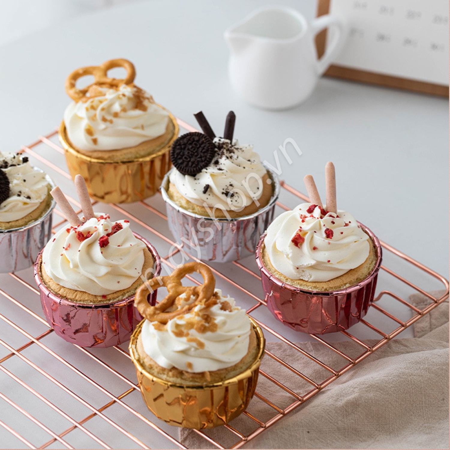 50 Cup giấy nhôm làm cupcake