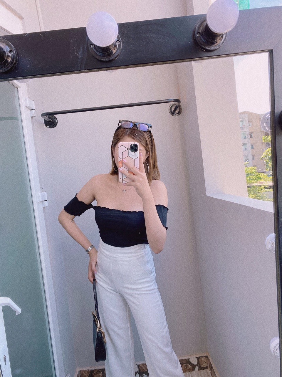 Hot hít áo kiểu màu rêu hở vai sexy