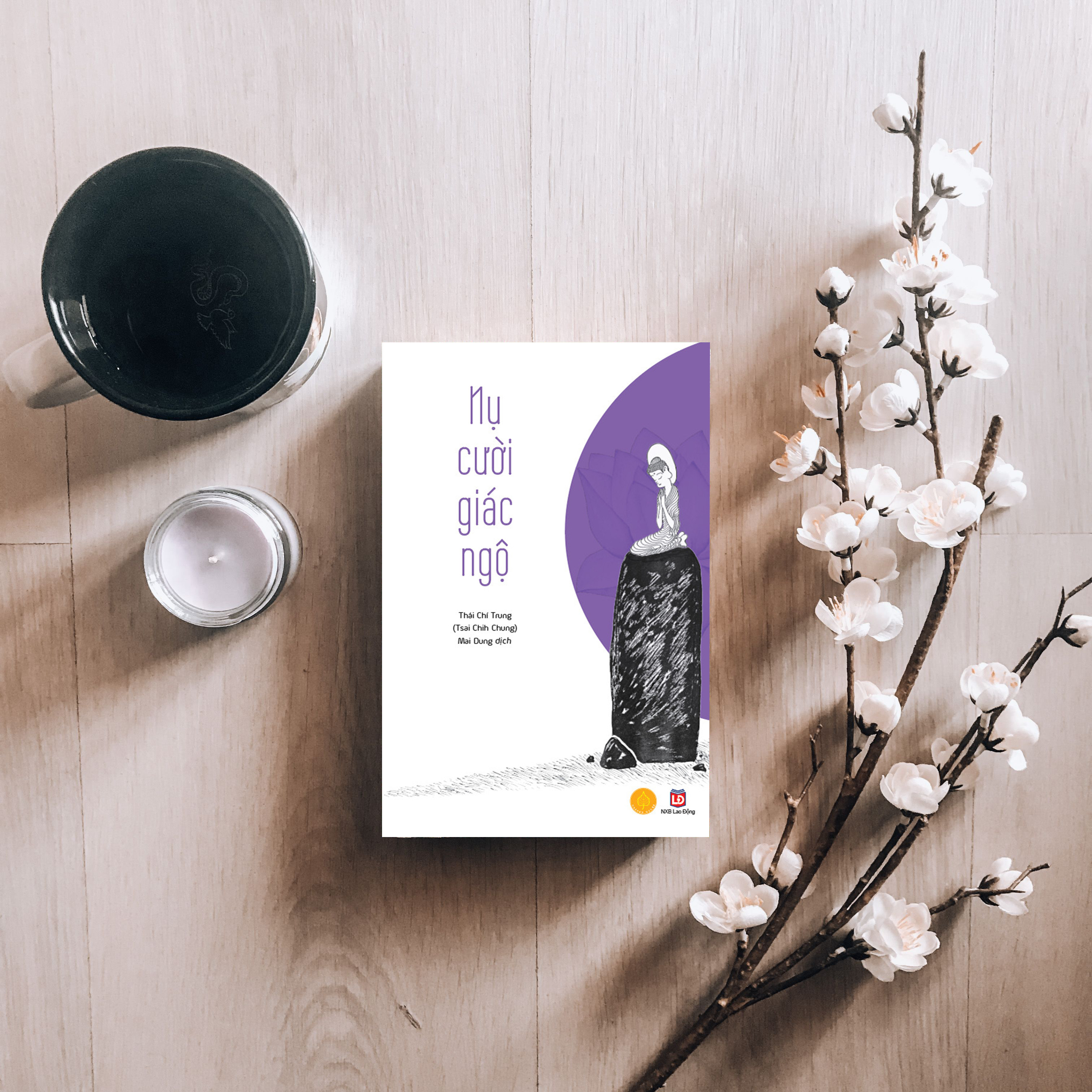 Sách nụ cười giác ngộ - nhà sách á châu books - tặng kèm file sách nói audio
