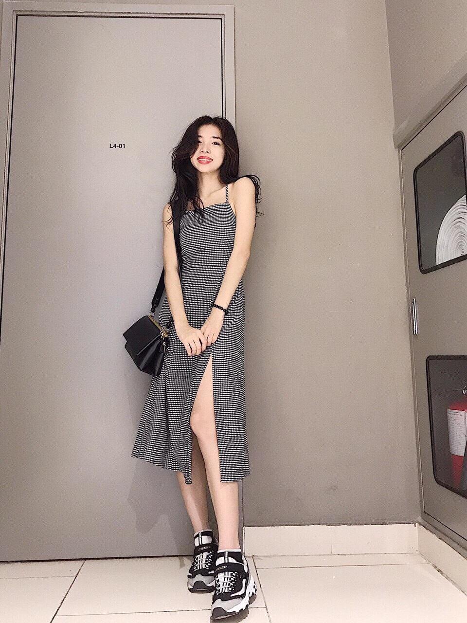 ĐẦM HỞ LƯNG ĐAN DÂY CHÉO CHO NÀNG CÁ TÍNH