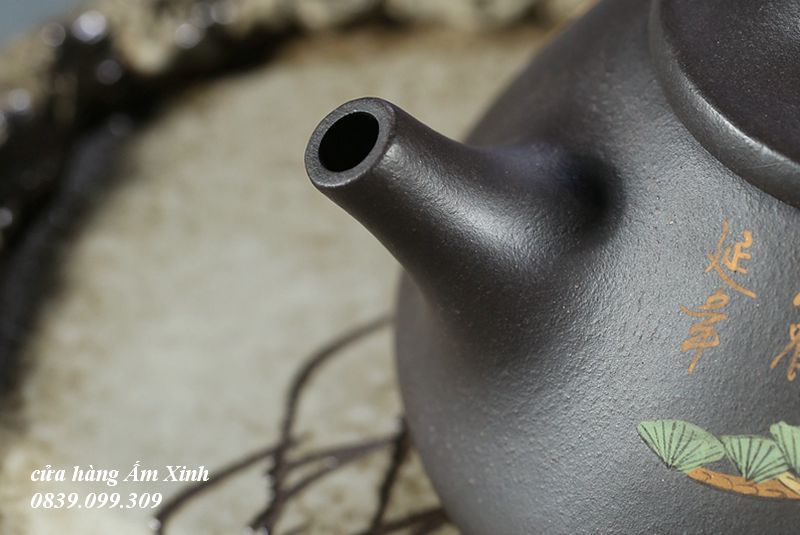 Ấm Tử Sa Nghi Hưng Thạch Biều 350 ml (Hắc Kim Sa)