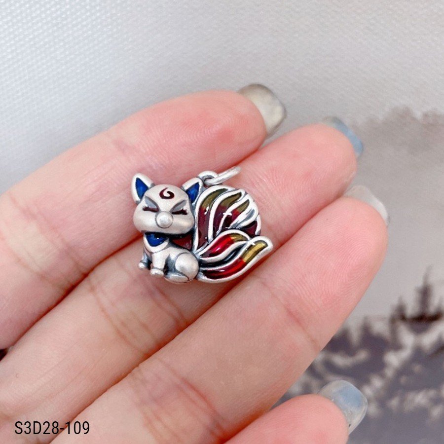 Charm bạc hồ ly 9 đuôi