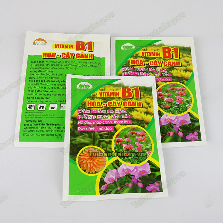 Phân bón Vitamin B1 kích thích ra hoa - T179