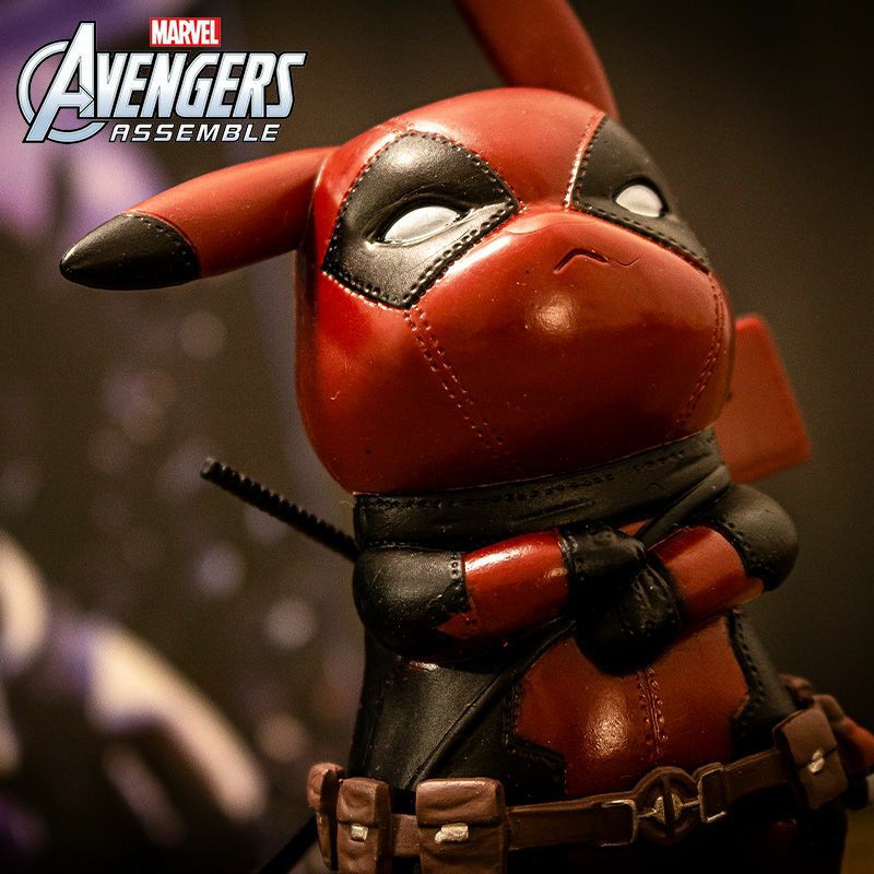 Mô hình Pikachu DeadPool