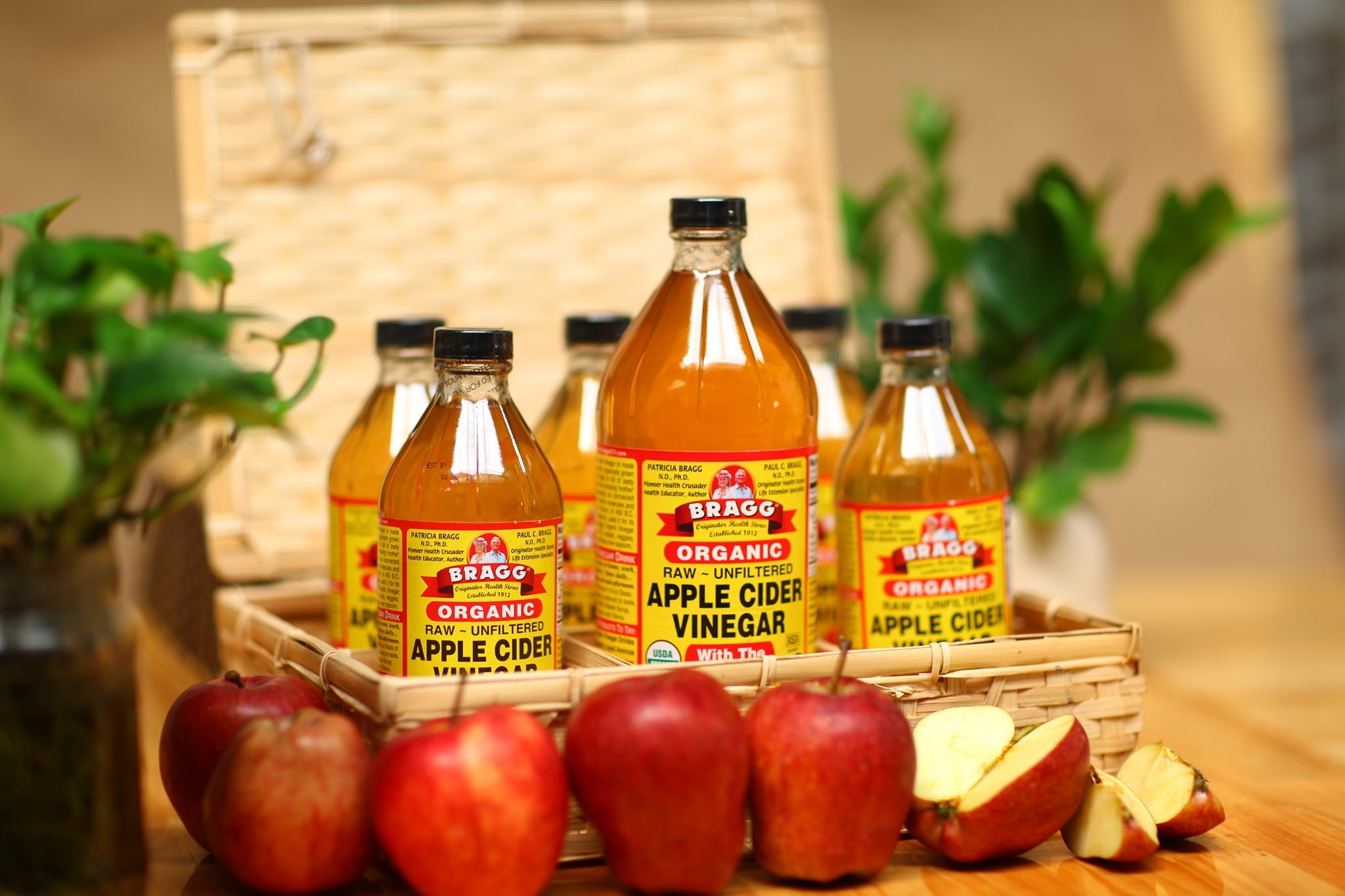 Giấm Táo Hữu Cơ Bragg - Hàng Mỹ