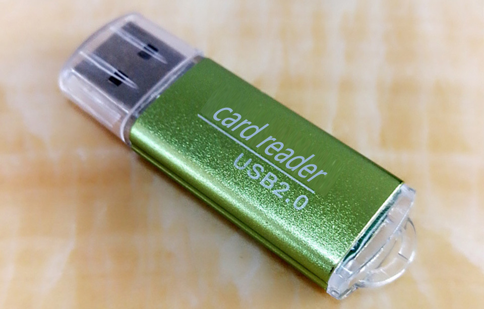 Đầu đọc thẻ nhớ Micro SD 2.0  tiện dụng và đa năng