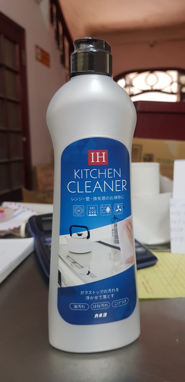 Nước tẩy rửa bếp từ, nhà bếp Kaneyo 400g