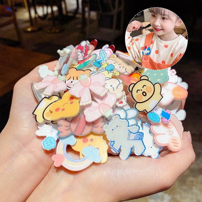 Combo 5 huy hiệu cài áo, balo mix mẫu