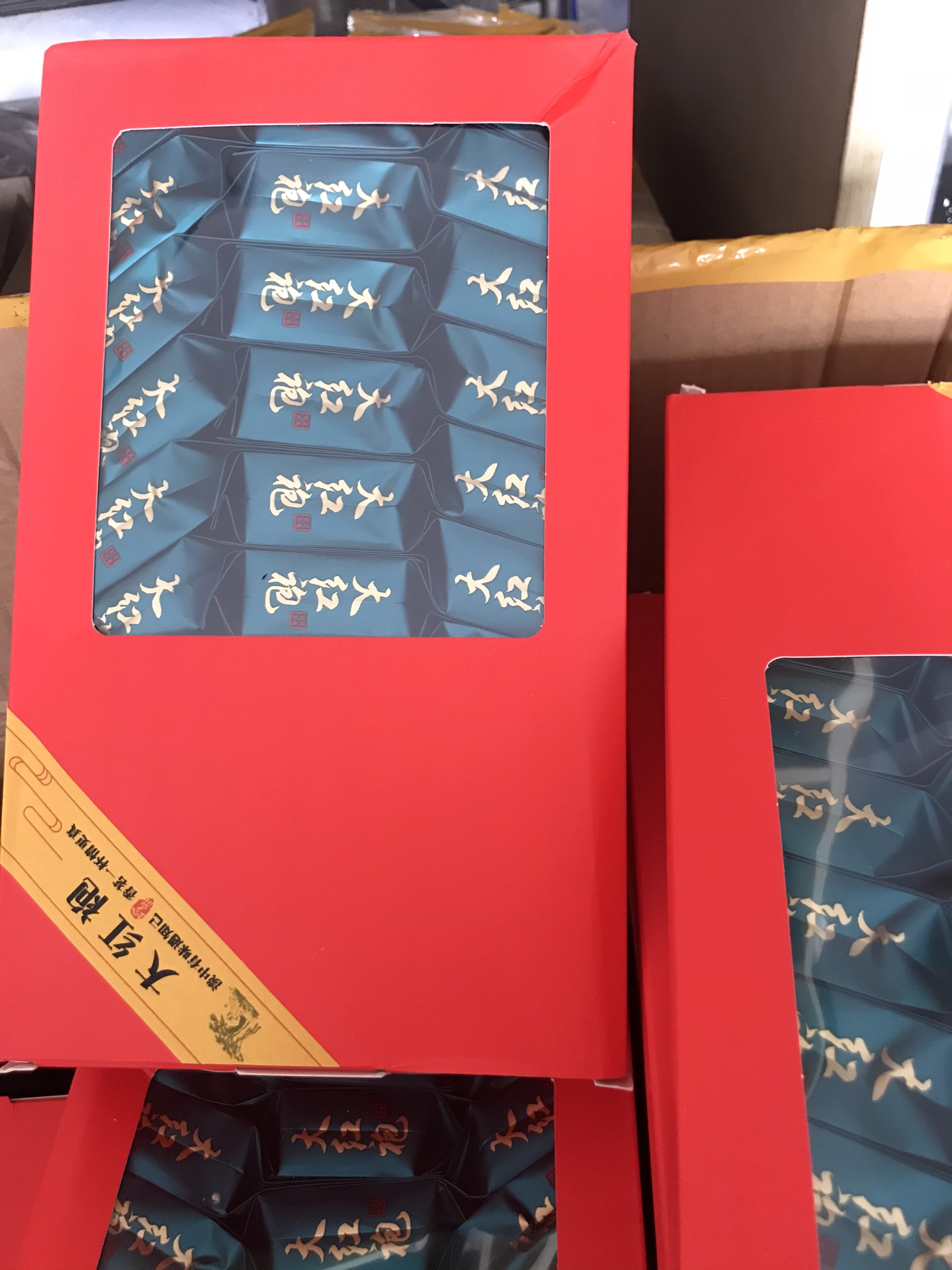 [HCM]Trà Ô Long Than Quế Lô Châu Hộp 250g ( Đại Hồng Bào Vũ Di Sơn)