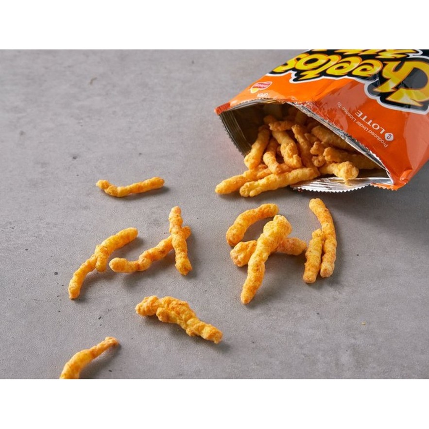 LOTTE) Snack Cheetos Vị Cay Ngọt - [롯데] 치토스 매콤달콤한맛 82G