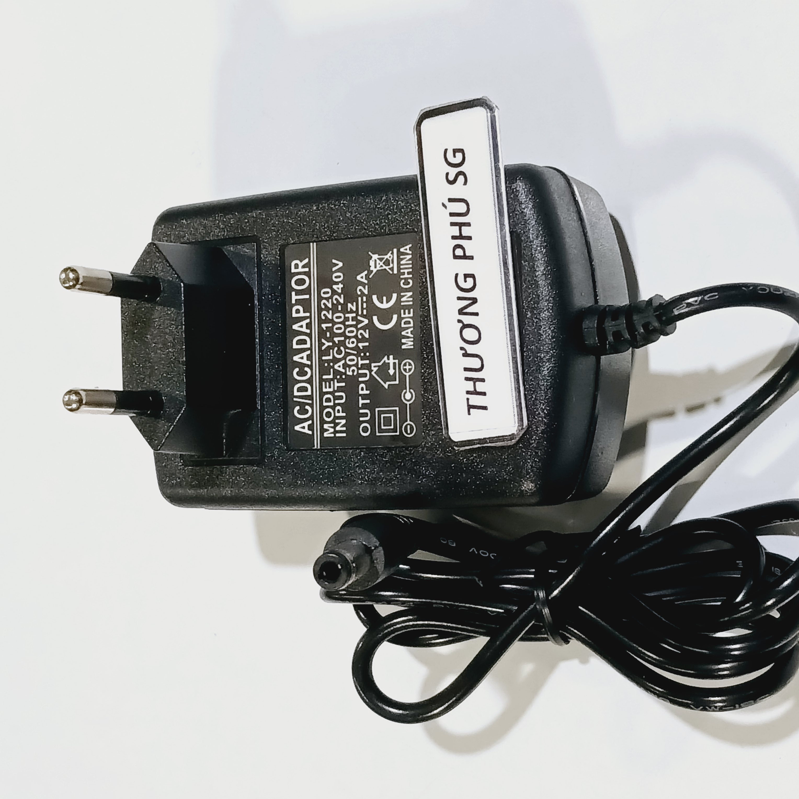 Nguồn Adapter DC 12V - 2A (Đầu cắm 5.5mm x 2.1 -- 2.5mm)