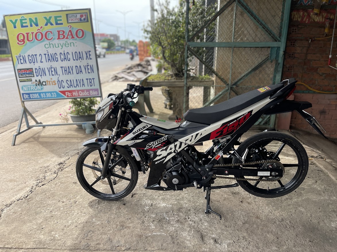 Yên satria gọt mỏng kiểu thái kèm da co giãn 4 chiều cực kì sắc nét