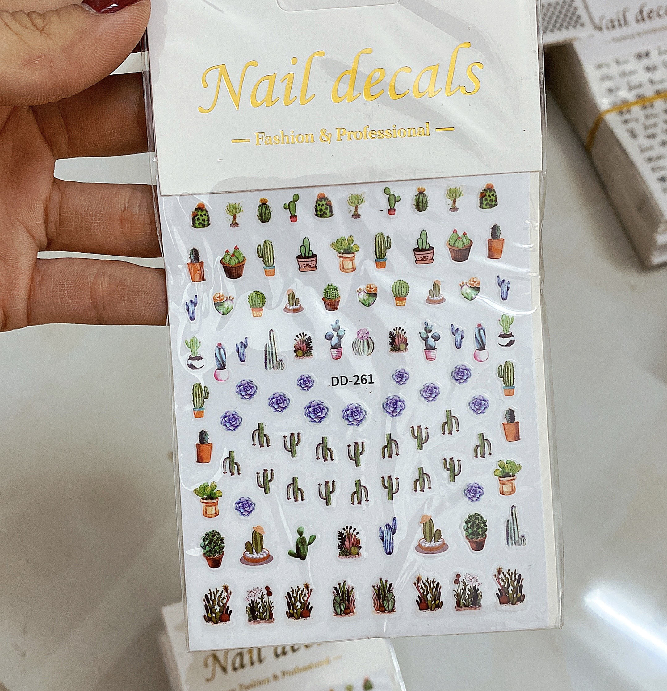 Sticker thương hiệu dán móng siêu Hot - Mini Nails