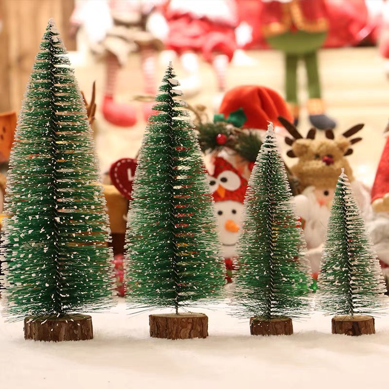 Cây thông Noel mini để bàn trang trí giáng sinh