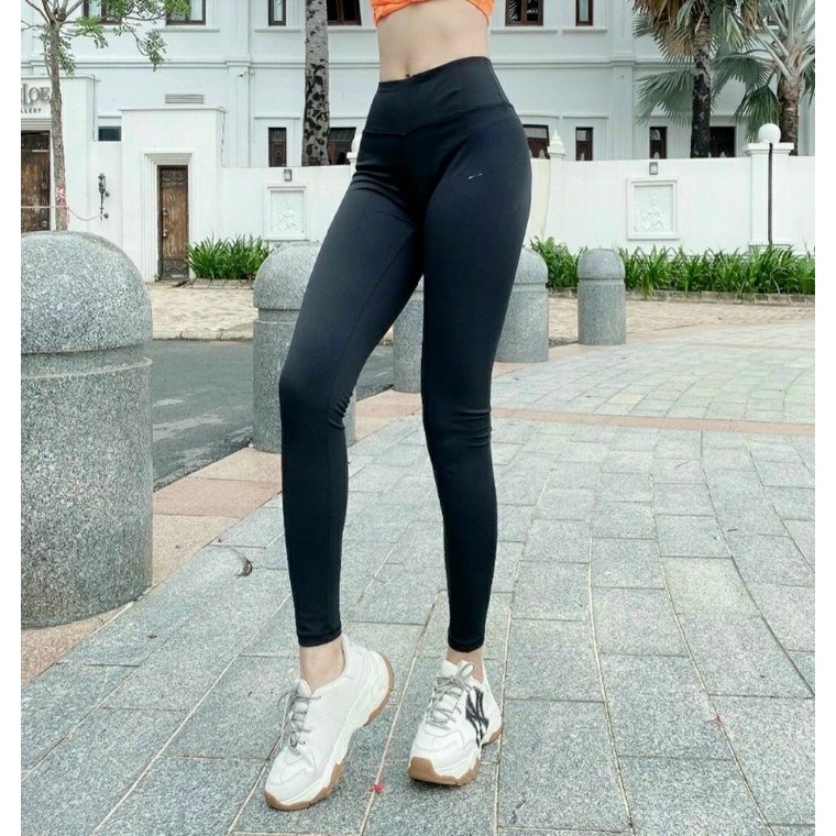 Quần Legging Thể Thao Nữ Trơn QLGND (Có túi nhỏ) - Đen