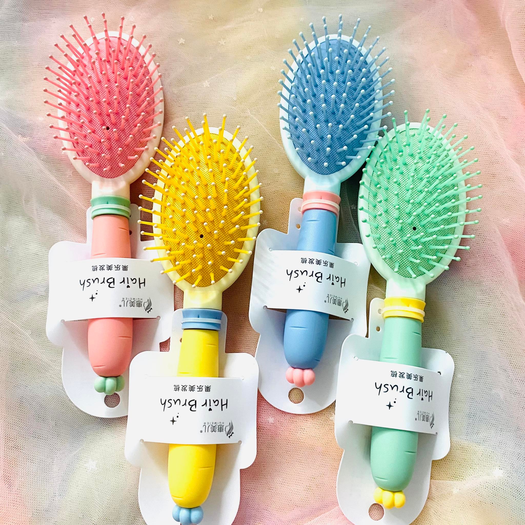 Lược gai chải tóc oval cà rốt màu sắc