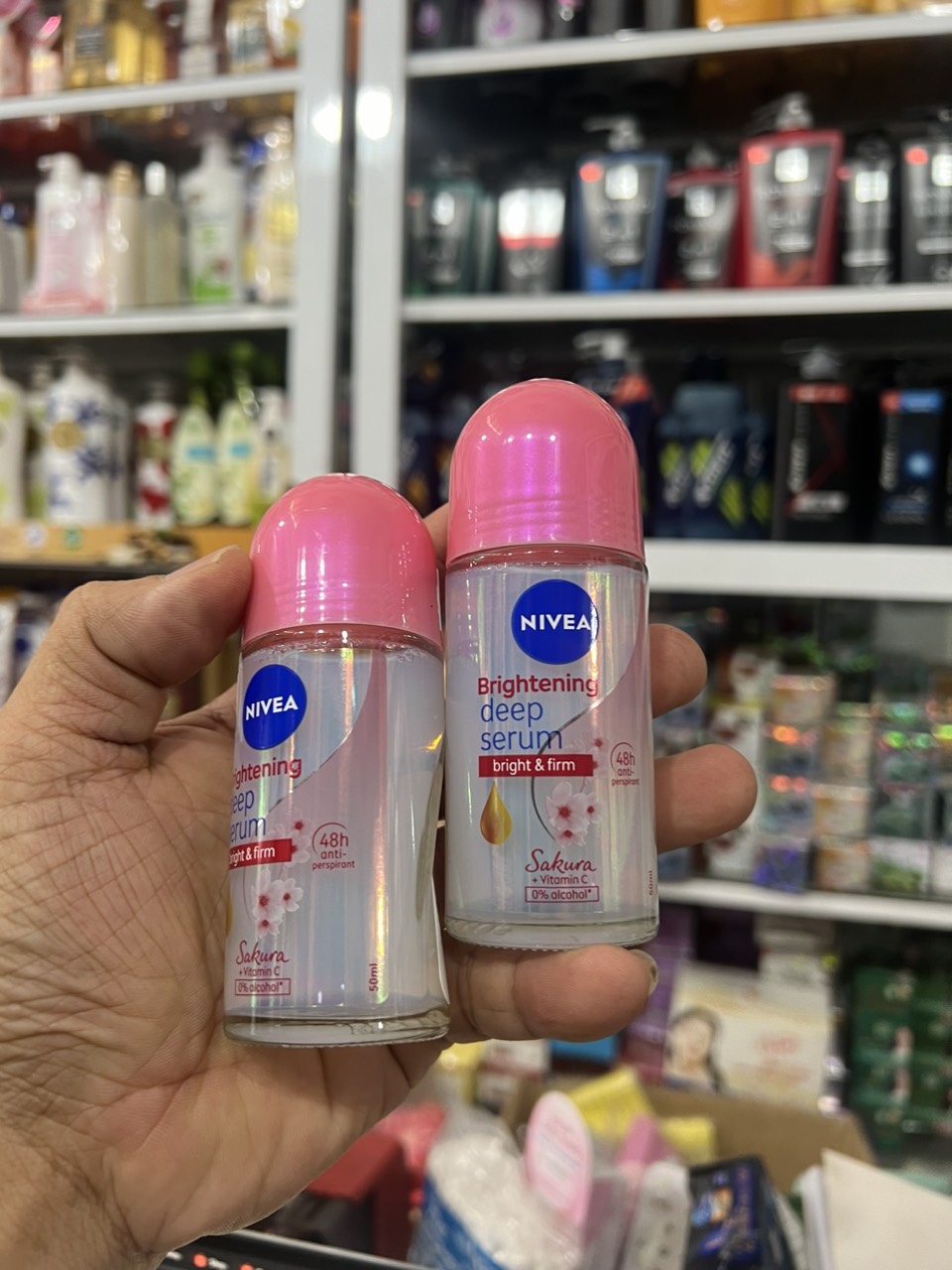 LĂN NGĂN MÙI NIVEA BRIGHT DEEP SERUM SAKURA 50ML