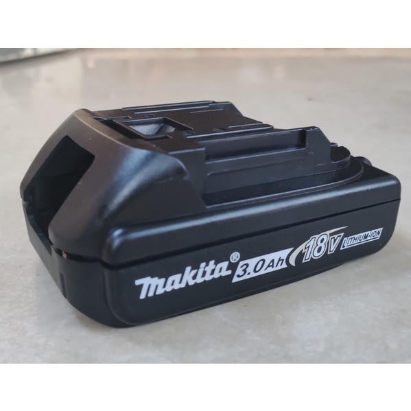 Vỏ Makita 5s -1p 18v sạc adapter có led báo pin, tem đáy