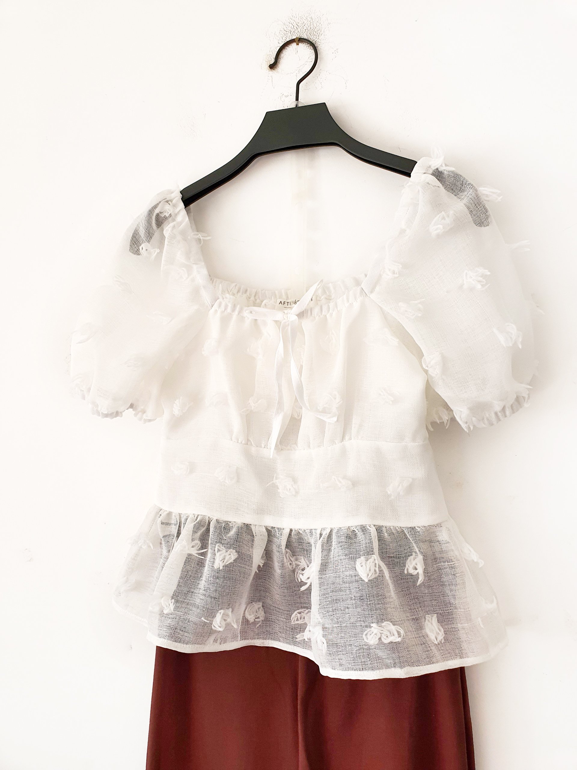 Áo peplum eyelet AfterBefore
