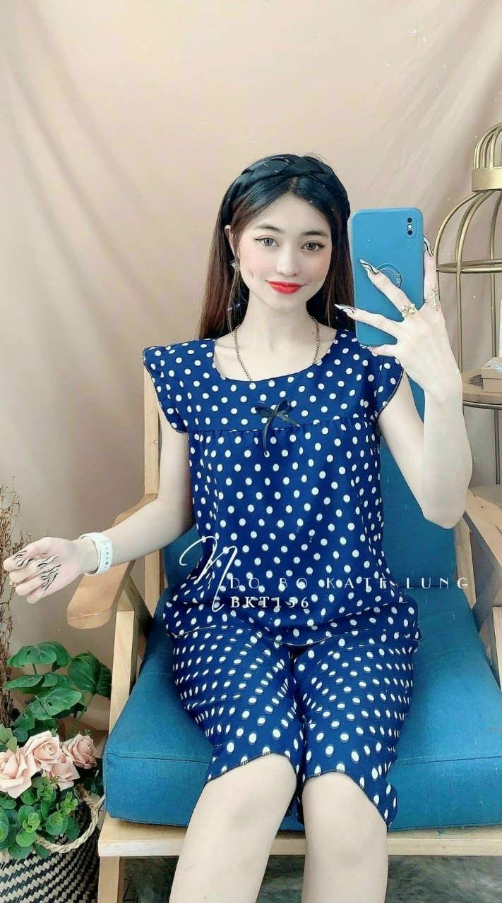 Đồ bộ mặc nhà kate lụa chấm bi