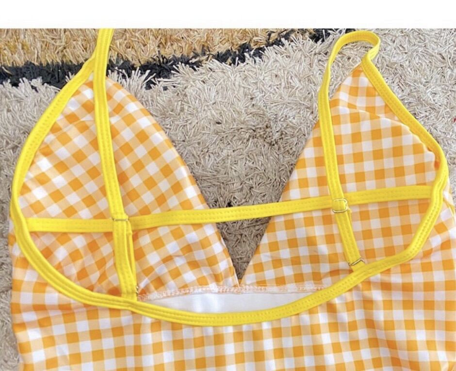Bikini liền mảnh form basic style Hàn Quốc.