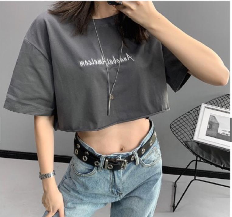 Áo thun croptop form rộng
