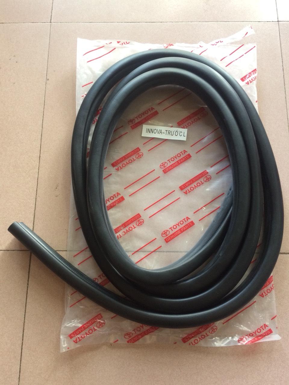 Gioăng cánh cửa và Gioăng thân xe Innova (Giá bán 1 Chiếc)