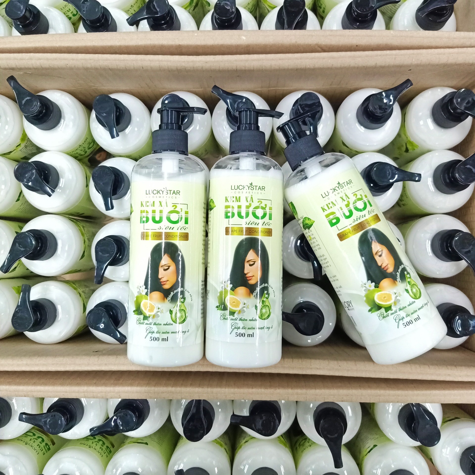 Kem Xả Tinh Dầu Bưởi Lucky Star