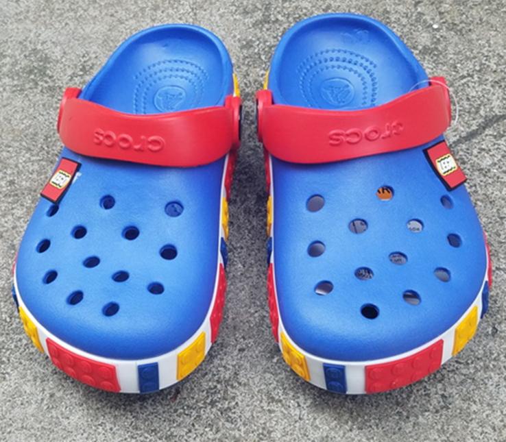Sục nhựa Lego Crocs trẻ em (màu xanh dương)